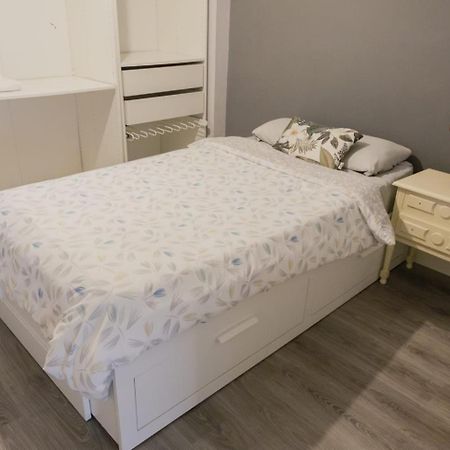 Apartamento Cerca Del Pilar Zaragoza Bagian luar foto