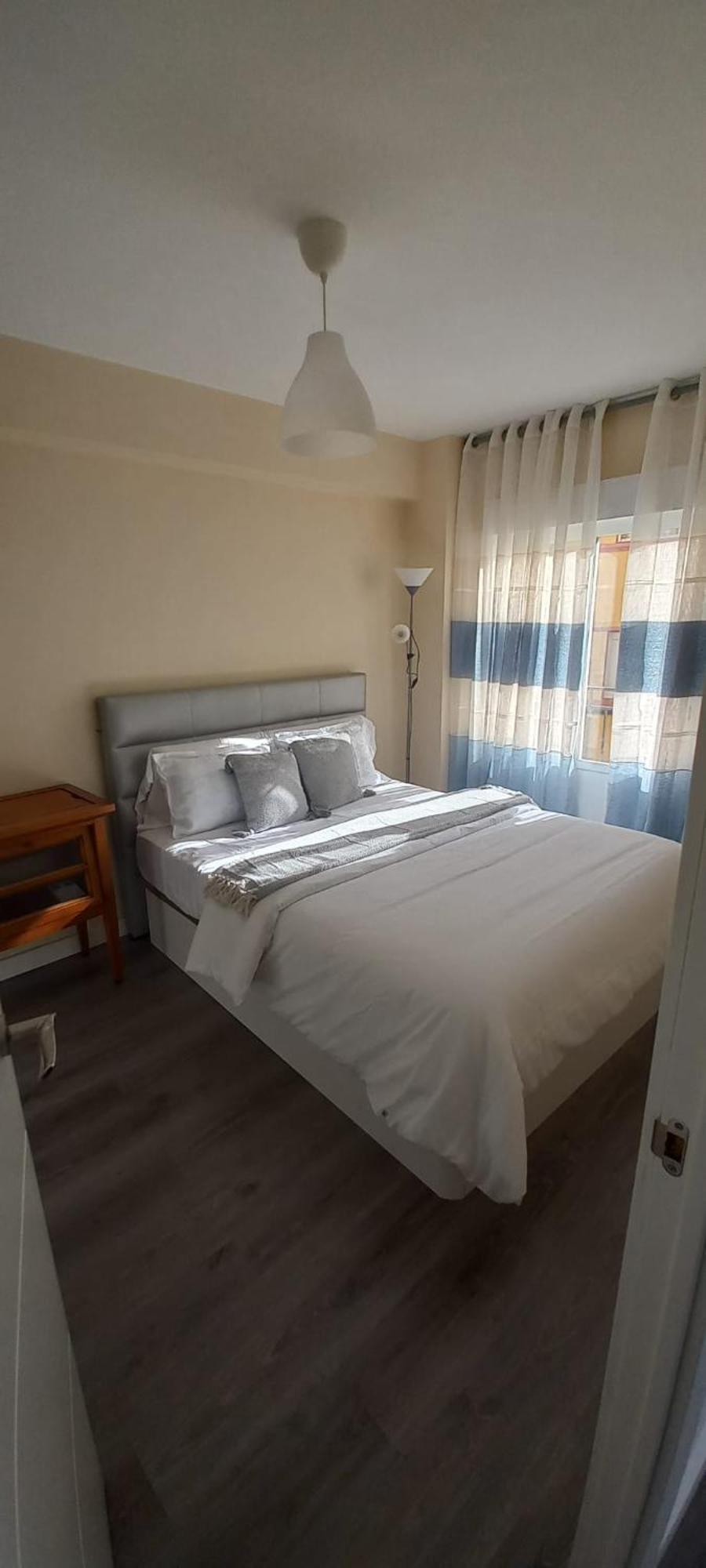 Apartamento Cerca Del Pilar Zaragoza Ruang foto
