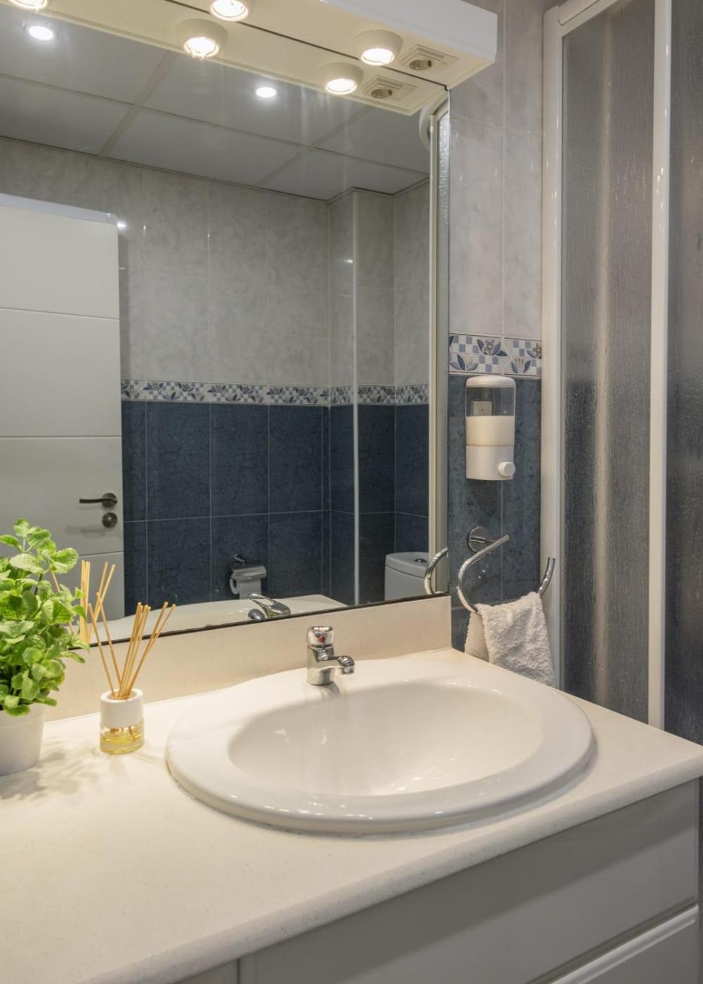 Apartamento Cerca Del Pilar Zaragoza Bagian luar foto