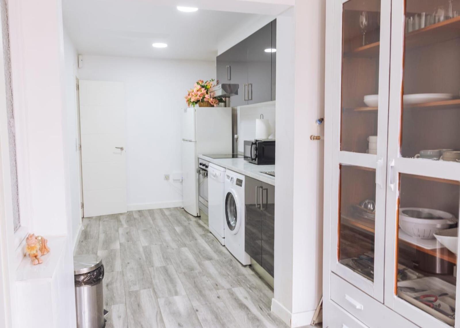 Apartamento Cerca Del Pilar Zaragoza Bagian luar foto